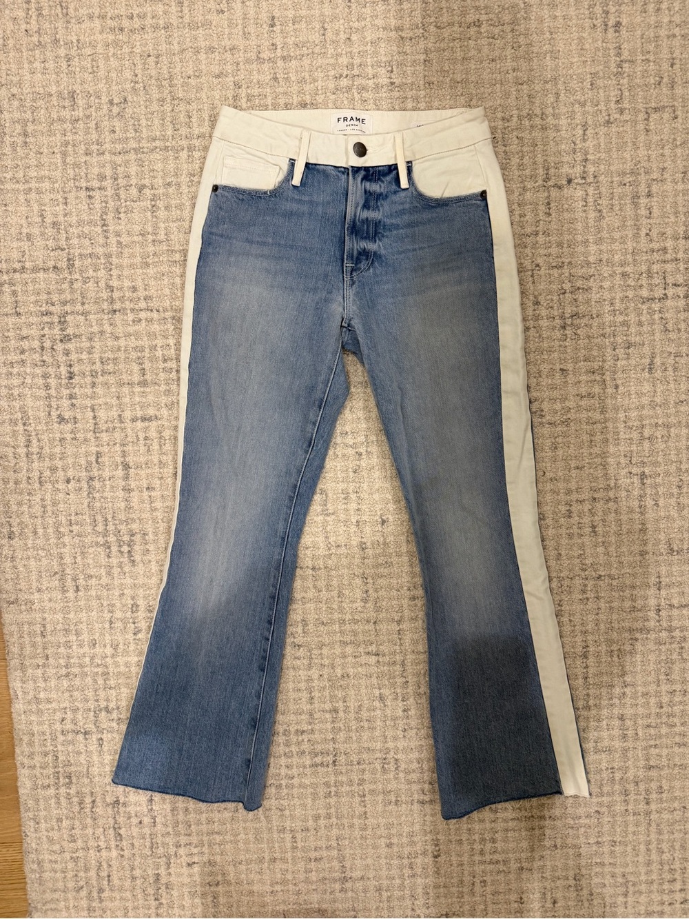 Frame Le Color-block Cropped Mini Boot
Jeans - Picture 2 of 7
